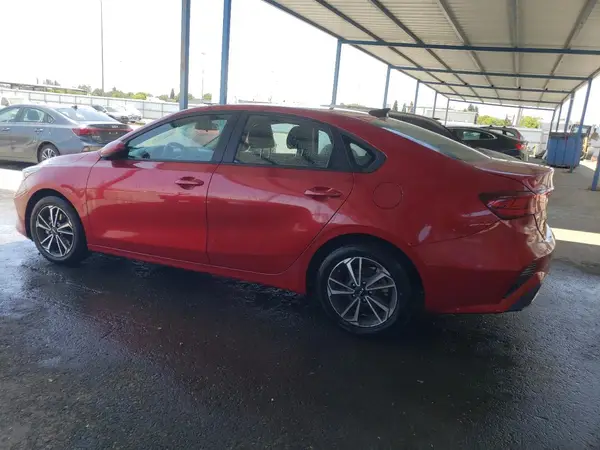 3KPF24AD0PE565945 2023 KIA FORTE - Image 2