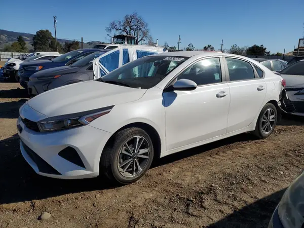 3KPF24AD0PE567338 2023 KIA FORTE - Image 1