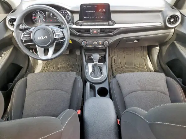 3KPF24AD0PE567923 2023 KIA FORTE - Image 8