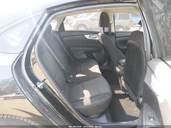 3KPF24AD0PE569249 2023 KIA FORTE - Image 8