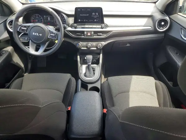 3KPF24AD0PE569607 2023 KIA FORTE - Image 8