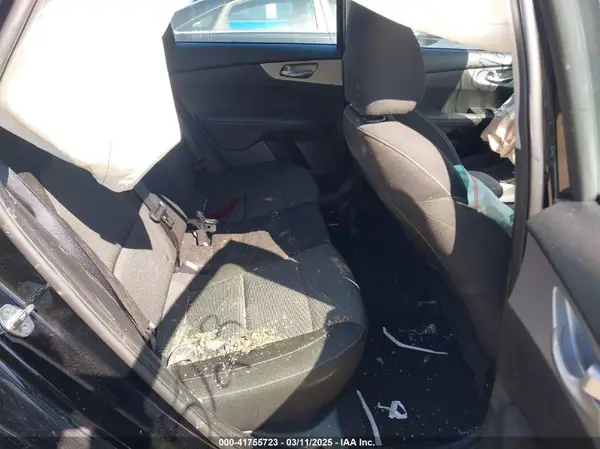 3KPF24AD0PE569770 2023 KIA FORTE - Image 8