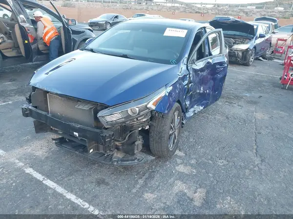 3KPF24AD0PE571373 2023 KIA FORTE - Image 2