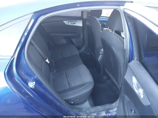 3KPF24AD0PE571373 2023 KIA FORTE - Image 8
