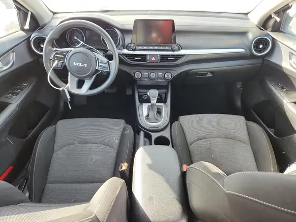 3KPF24AD0PE571843 2023 KIA FORTE - Image 8