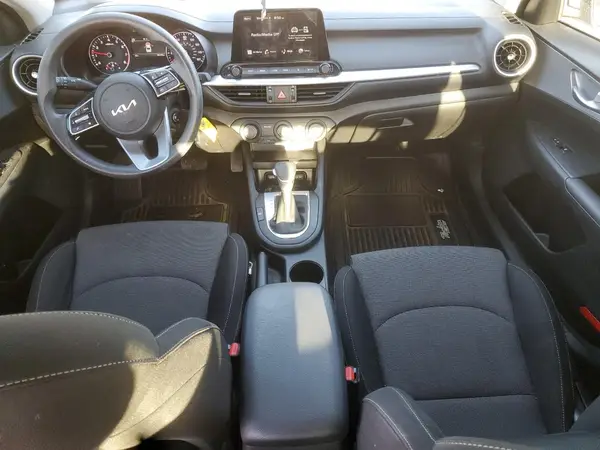 3KPF24AD0PE572748 2023 KIA FORTE - Image 8
