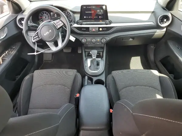 3KPF24AD0PE573267 2023 KIA FORTE - Image 8
