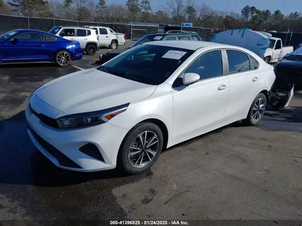 3KPF24AD0PE573415 2023 KIA FORTE - Image 2