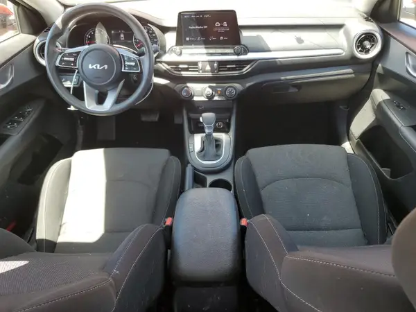 3KPF24AD0PE574032 2023 KIA FORTE - Image 8