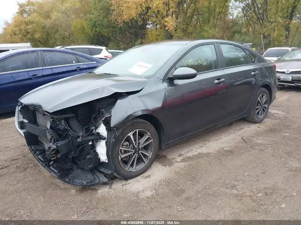 3KPF24AD0PE574144 2023 KIA FORTE - Image 2