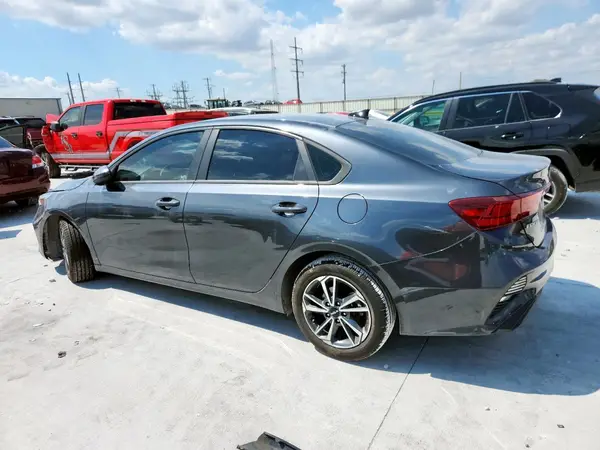 3KPF24AD0PE577058 2023 KIA FORTE - Image 2