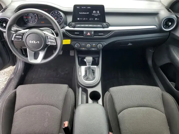3KPF24AD0PE579277 2023 KIA FORTE - Image 8