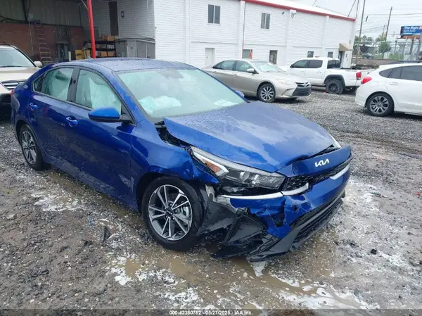 3KPF24AD0PE580493 2023 KIA FORTE - Image 1