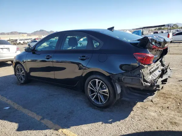 3KPF24AD0PE583071 2023 KIA FORTE - Image 2