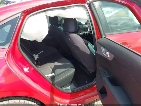 3KPF24AD0PE583507 2023 KIA FORTE - Image 8
