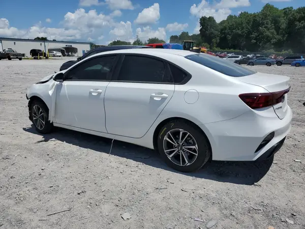 3KPF24AD0PE585709 2023 KIA FORTE - Image 2