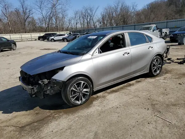 3KPF24AD0PE587380 2023 KIA FORTE - Image 1