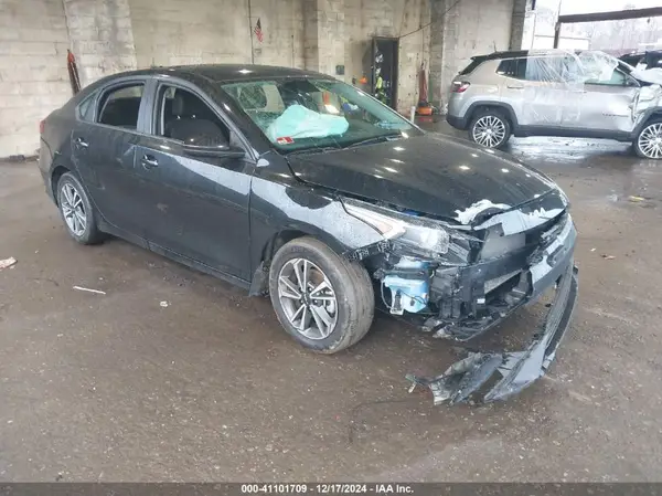 3KPF24AD0PE589341 2023 KIA FORTE - Image 1