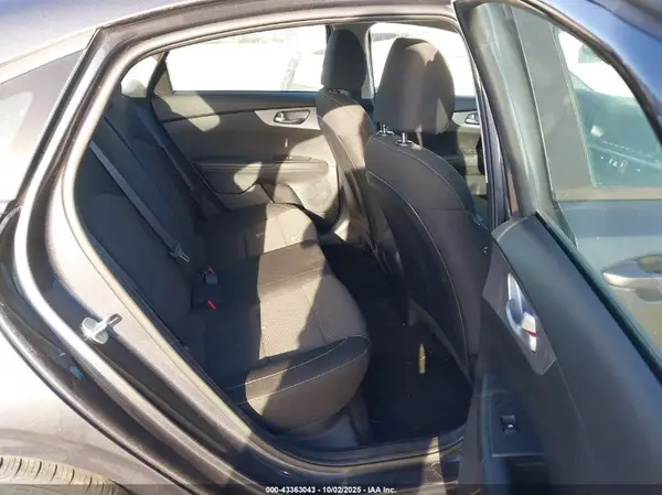 3KPF24AD0PE589856 2023 KIA FORTE - Image 8
