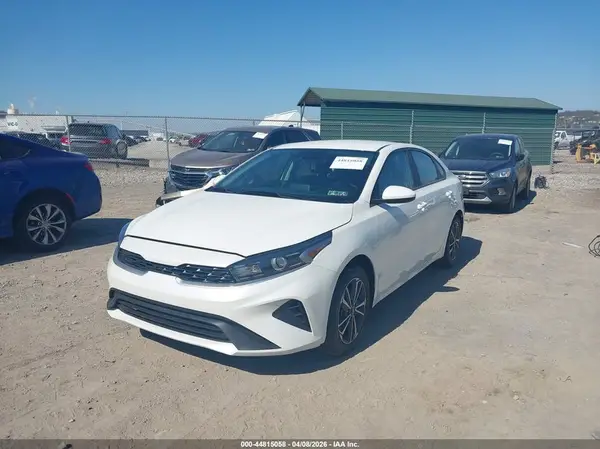 3KPF24AD0PE589999 2023 KIA FORTE - Image 2