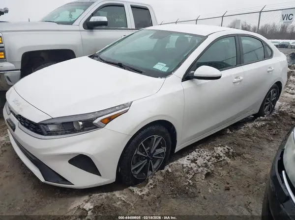 3KPF24AD0PE590618 2023 KIA FORTE - Image 2