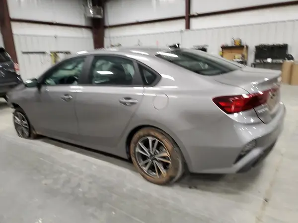 3KPF24AD0PE590974 2023 KIA FORTE - Image 2