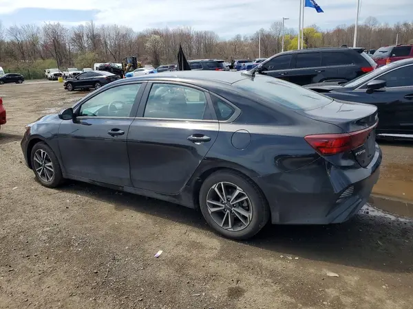 3KPF24AD0PE592305 2023 KIA FORTE - Image 2