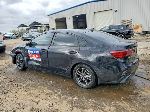 3KPF24AD0PE594376 2023 KIA FORTE - Image 2