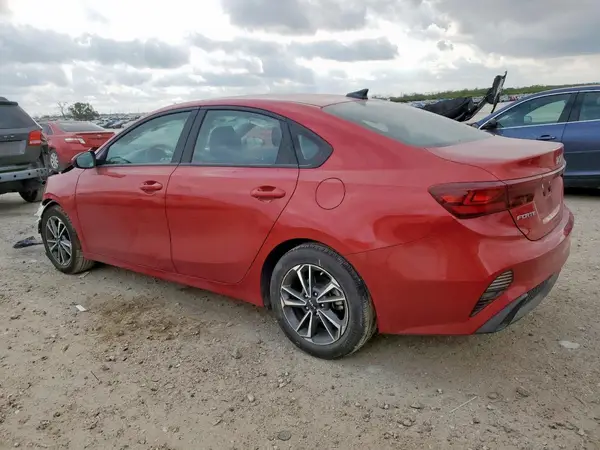 3KPF24AD0PE597777 2023 KIA FORTE - Image 2
