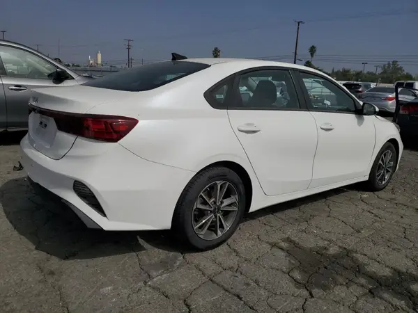 2023 KIA FORTE COPART lot 82105675 auction photo 3