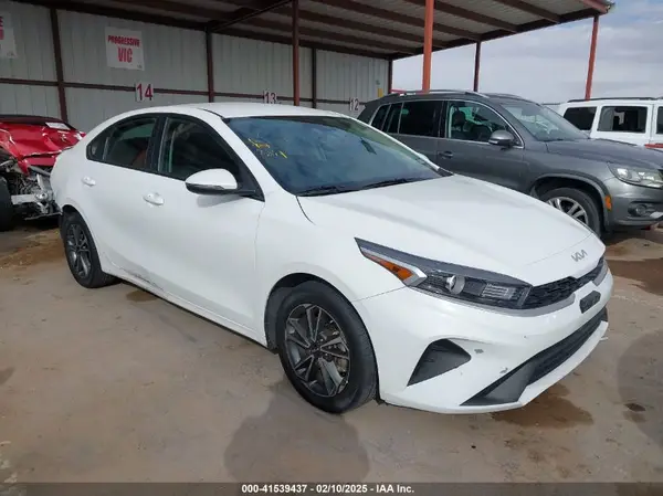 3KPF24AD0PE600547 2023 KIA FORTE - Image 1