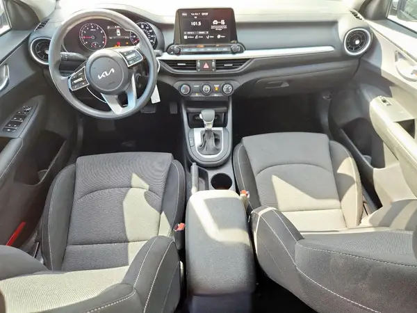 3KPF24AD0PE602119 2023 KIA FORTE - Image 8