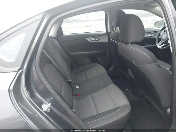 3KPF24AD0PE604386 2023 KIA FORTE - Image 8
