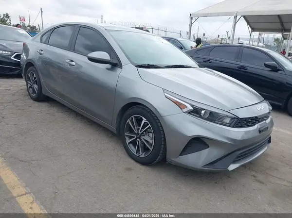 3KPF24AD0PE604422 2023 KIA FORTE - Image 1