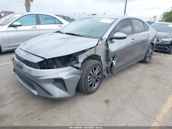 3KPF24AD0PE604422 2023 KIA FORTE - Image 2