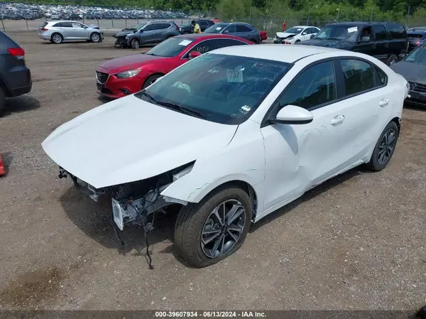 3KPF24AD0PE607210 2023 KIA FORTE - Image 2