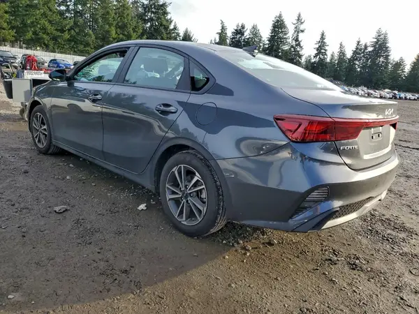 3KPF24AD0PE608891 2023 KIA FORTE - Image 2
