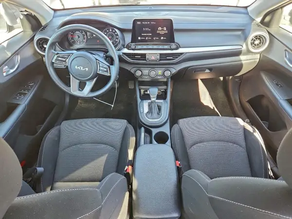 3KPF24AD0PE611189 2023 KIA FORTE - Image 8