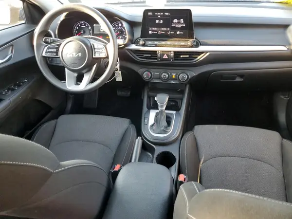 3KPF24AD0PE616053 2023 KIA FORTE - Image 8