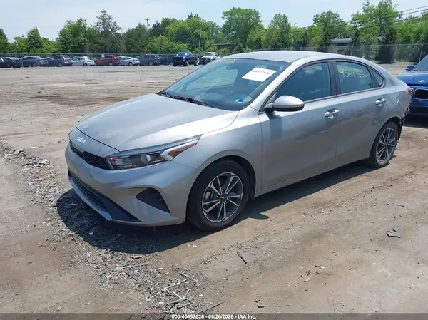 3KPF24AD0PE618806 2023 KIA FORTE - Image 2