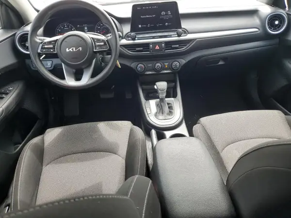 3KPF24AD0PE620328 2023 KIA FORTE - Image 8