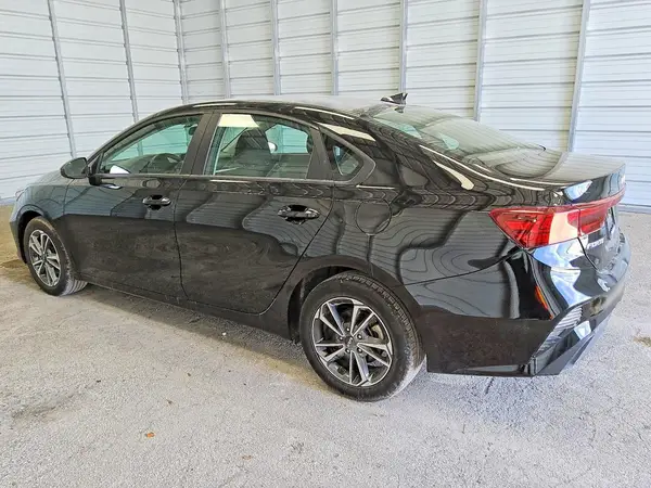 3KPF24AD0PE622063 2023 KIA FORTE - Image 2