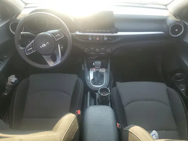 3KPF24AD0PE624752 2023 KIA FORTE - Image 8