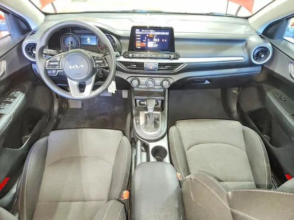 3KPF24AD0PE625450 2023 KIA FORTE - Image 8