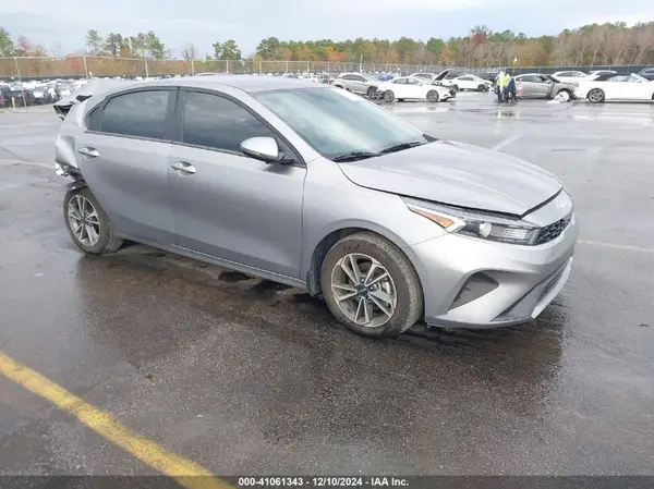3KPF24AD0PE625495 2023 KIA FORTE - Image 1