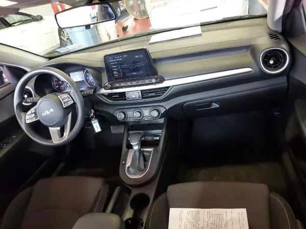 3KPF24AD0PE626713 2023 KIA FORTE - Image 8