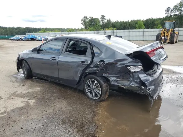 3KPF24AD0PE627375 2023 KIA FORTE - Image 2