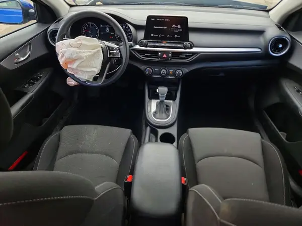 3KPF24AD0PE627733 2023 KIA FORTE - Image 8