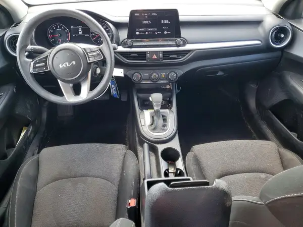 3KPF24AD0PE628221 2023 KIA FORTE - Image 8