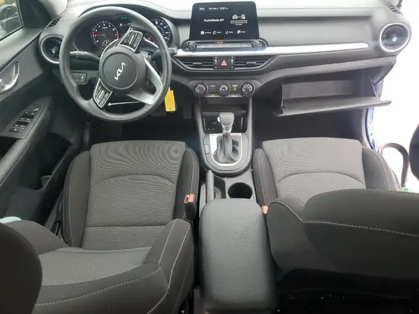 3KPF24AD0PE628655 2023 KIA FORTE - Image 8
